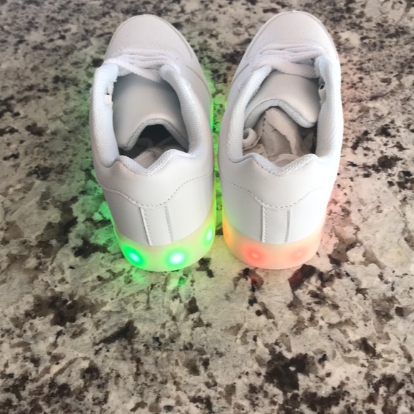 LED running shoes white - Picture 7 of 8
